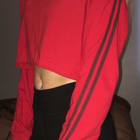 Red long sleeve crop top - Picture 2 of 4